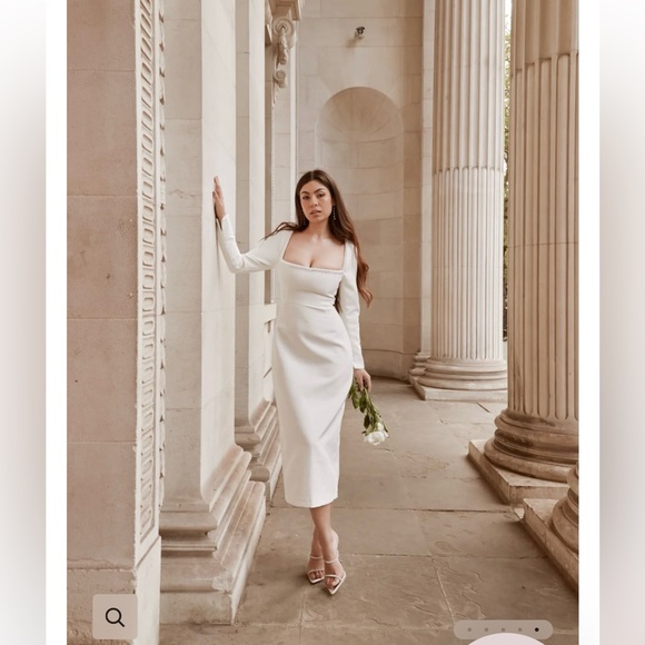 Odd Muse Dresses & Skirts - NWT: Odd Muse (London) The Ultimate Muse Midi Pearl Dress